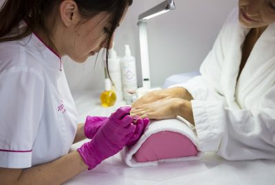 beautician-5529805_960_720